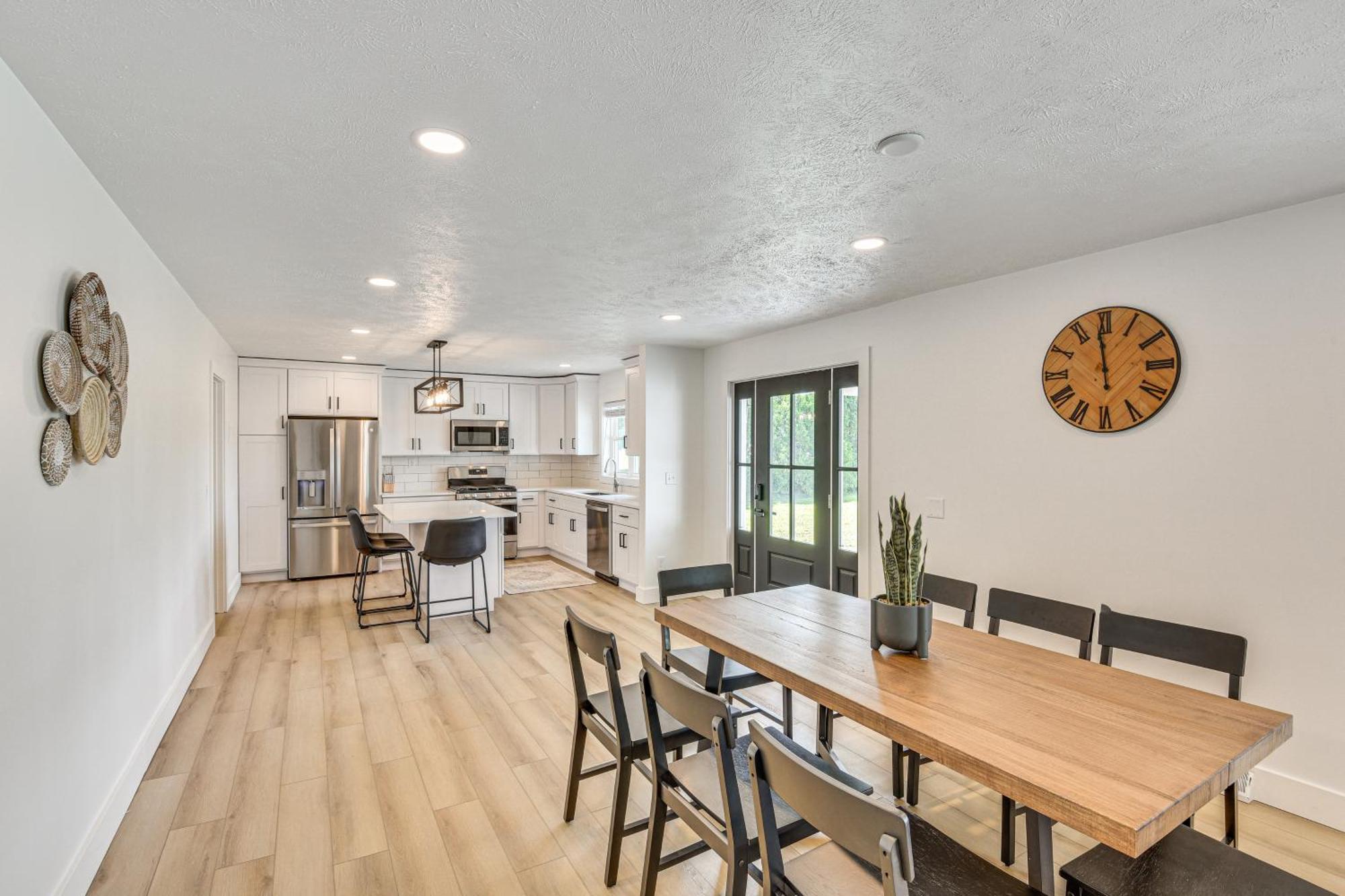 Charming Middlebury Retreat With Patio And Fire Pit Villa ภายนอก รูปภาพ